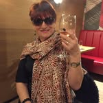 Carole Dewey - @caprigear - Instagram
