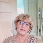 Carole Dolan Skelhorn - @marrypopins57 - Instagram