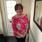 Carole Edwards - @carole.edwards.988 - Instagram