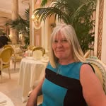 Carole Lesley Marshall - @carolemarshall10togo - Instagram