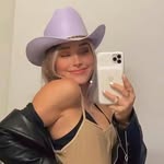 Carolina Figueiredo Akerman - @cah.y2k - Instagram