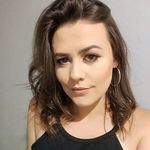 Carolina Bohn - @carolinabohn - Instagram