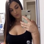 Caroline Alberti - Facebook