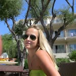 Caroline Albertini - @caroline.albertini.75 - Instagram