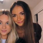 Caroline Alfaro - @_chickenalfredo - Instagram