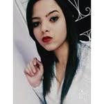 Caroline Alvares - @caah_alvares - Instagram
