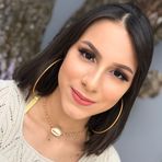 Caroline Andrade - Facebook