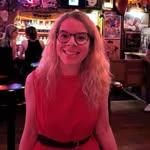 Caro Pommette - @carolineappleby - Instagram