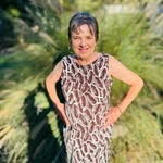 Caroline Cameron - @carolineapplegate55 - Instagram