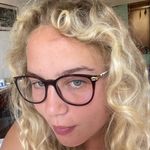 Caroline Armstrong - @_carmstrong_ - Instagram