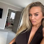 Caroline Arthur - @carolinearthur444 - Instagram