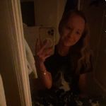 @caroline_back_up_ - Instagram