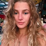 🪼 - @caroline.baum - Instagram
