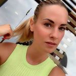 Caroline Benoît - @caroline145414 - Instagram