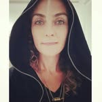 Caroline Bering - @cbflowing - Instagram