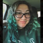 Caroline Bohn - @lil.pineconee - Instagram