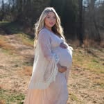 Caroline Brooks - @carolinee.brooks - Instagram