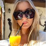Caroline Hällöf - @buckingham_caroline - Instagram