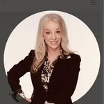Carolyn Carman - @ladeedoc - Instagram