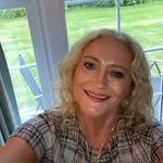 Caroline Conlon - @cazzaconlon - Instagram