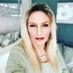 Caroline Copestick - @carolinecopestick - Instagram