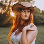 𝕮𝖆𝖗𝖔𝖑𝖎𝖓𝖊 - @caroline._.crook - Instagram