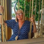 Caroline Crook - @adventures.with.the.crooks - Instagram