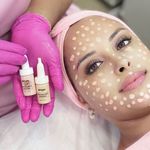 Caroline DeBonis - @summersglospa - Instagram