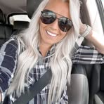 Caroline Dechant - Facebook