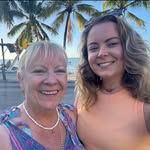 Caroline Devlin - @caca_dev - Instagram