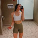 Caroline Devlin - @cdevlinfit - Instagram