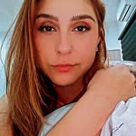 Caroline Flores - @caroline.flores._ - Instagram