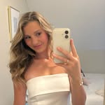 Caroline Flora - @caroline._.flora - Instagram