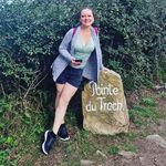 𝗖𝗮𝗿𝗼𝗹𝗶𝗻𝗲.  🇨🇵 - @caroline_florenceau - Instagram