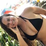 Caroline Florencio - @caroline.florencio.77 - Instagram