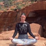 Caroline Foley - @carefol_yoga - Instagram