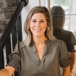 Caroline Ford, APRN, FNP-C - @carolineford_theessentialface - Instagram