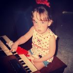 Caroline Freeman - @carolinefreemanmusic - Instagram