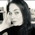 Caroline Friedman - @cayaweb - Instagram