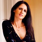 Caroline Granger - @truly_madly_freely - Instagram