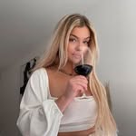 Caroline Greene - @carolinegreene338 - Instagram