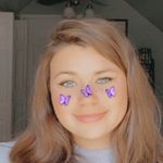 Caroline Helton - @chelton_101 - Instagram