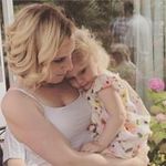 Caroline Hinton - @cazhinton - Instagram