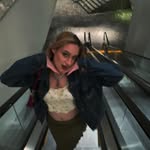 Caroline Holliday - @harrystylespt2 - Instagram