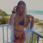 caroline koss🦋 - @carolinee_koss - Instagram