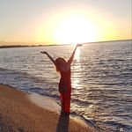 Caroline Kyle - @carolinekyle5220 - Instagram