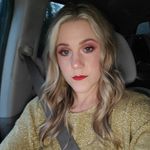 Carolyn Lackey - @carolynscreativecos - Instagram