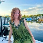 caroline lambert - @caroline.lambert05 - Instagram