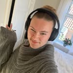 Caroline H. Larsen - @reads_with_caroline - Instagram