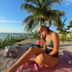 Caroline Kallehave Larsen - @barefoot.wanders - Instagram